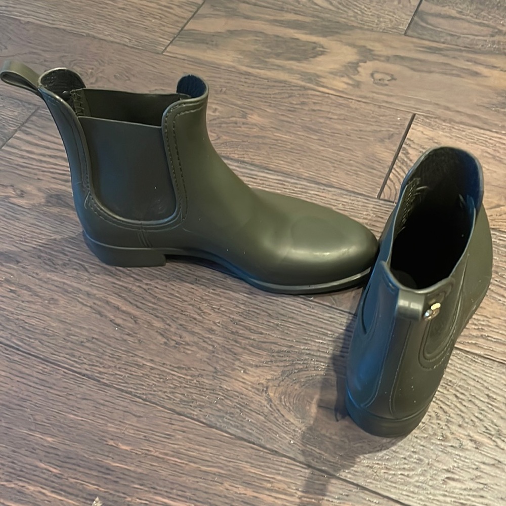 Lemon jelly rain booties